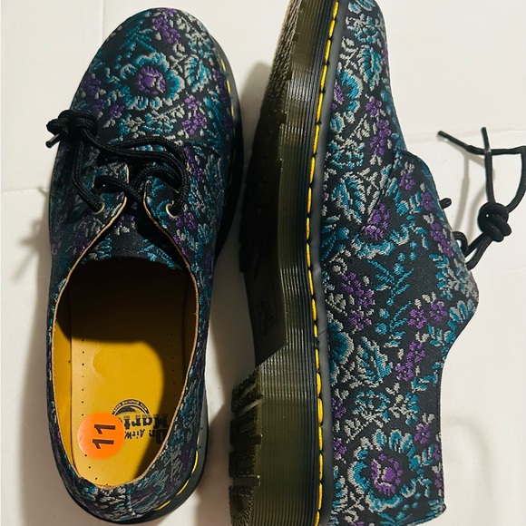 DR. MARTENS 1461 BLACK/ PURPLE FLORAL JACQUARD Men- 10, Women- 11 NWOB Offers! - Picture 4 of 10